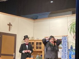 "Die Jagd nach dem Zylinder" - Theater 2023